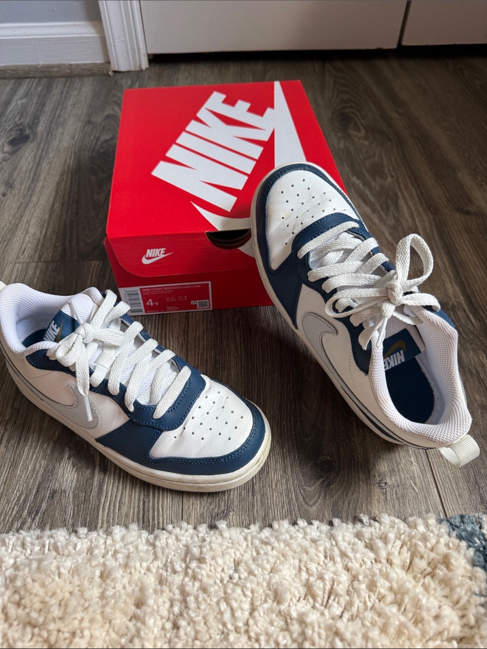 Nike Boys Nike Court Borough Low 2 Sneakers in White and Navy Blue
